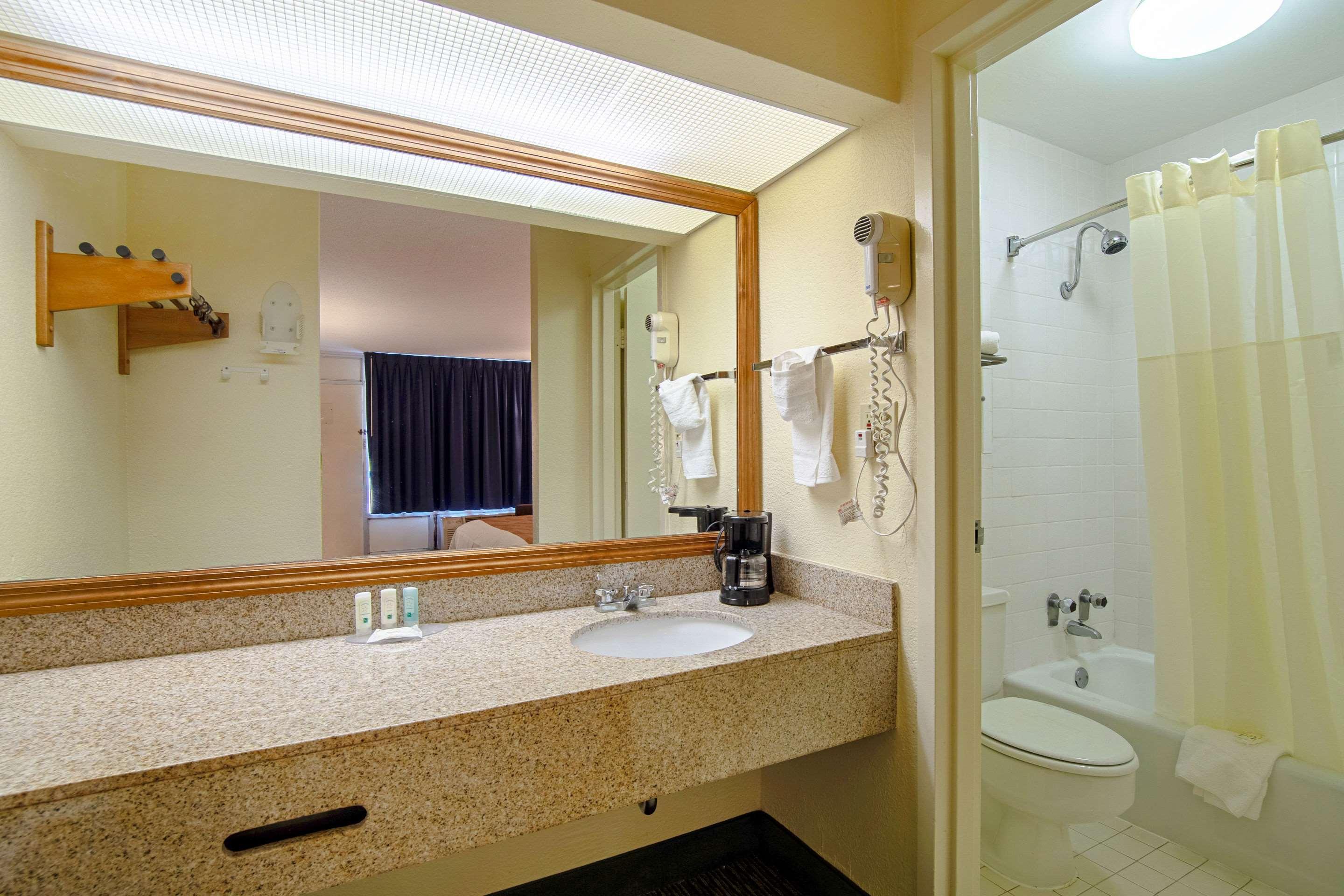 Quality Inn St George I-95 St. George Екстер'єр фото